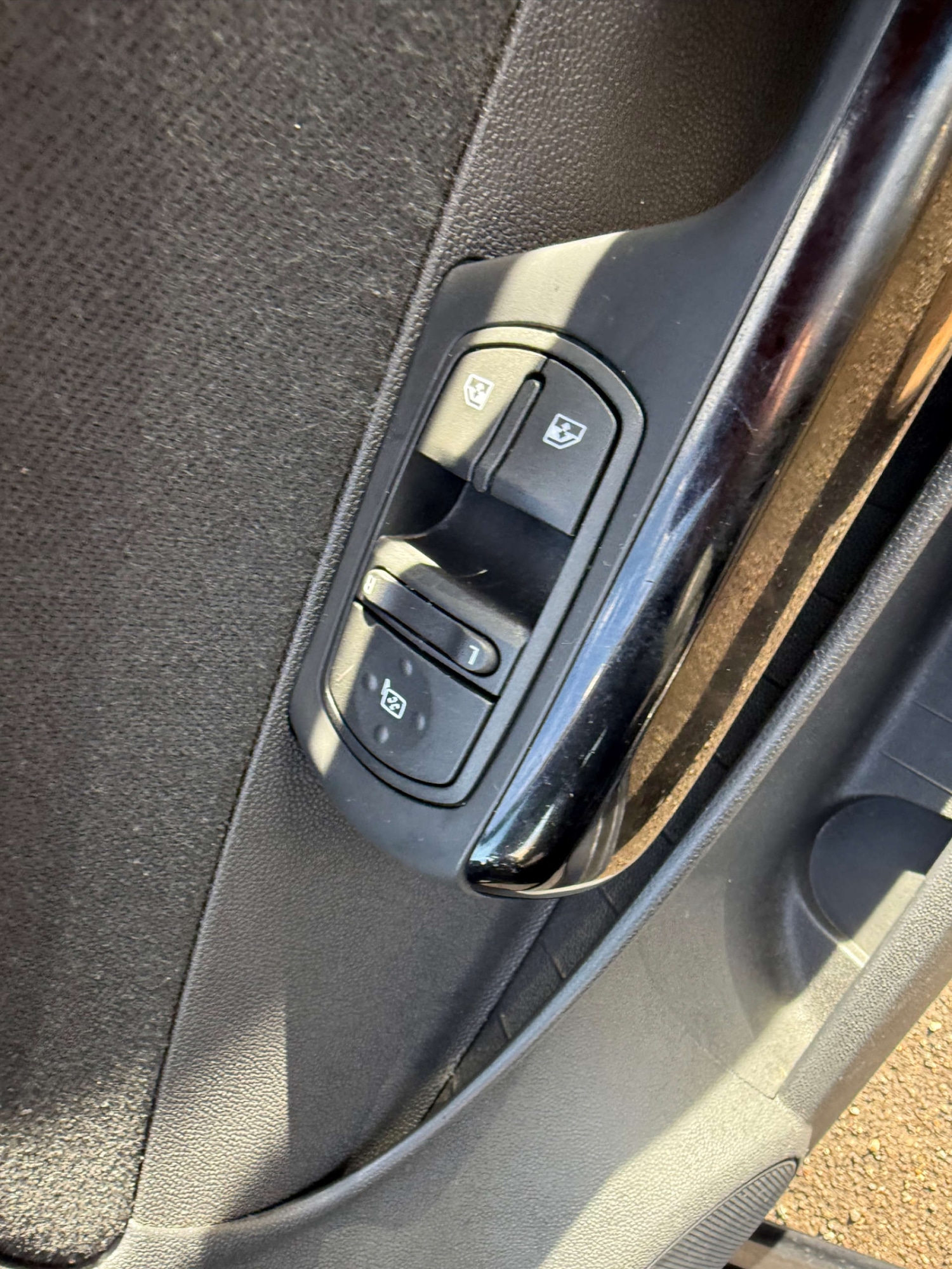 Used Vauxhall Corsa 2010 for sale - 76391865: Photo 19