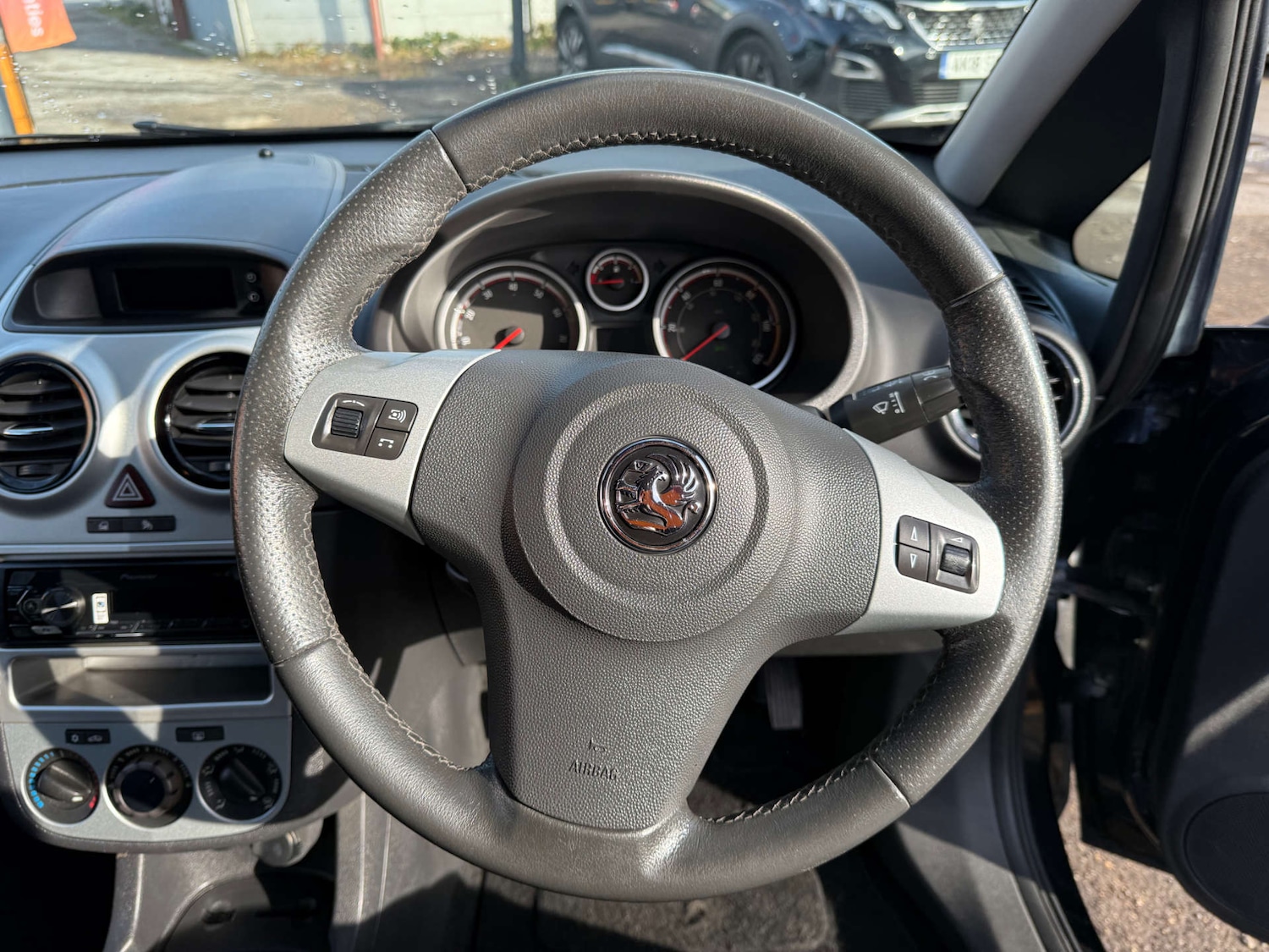 Used Vauxhall Corsa 2010 for sale - 76391865: Photo 25