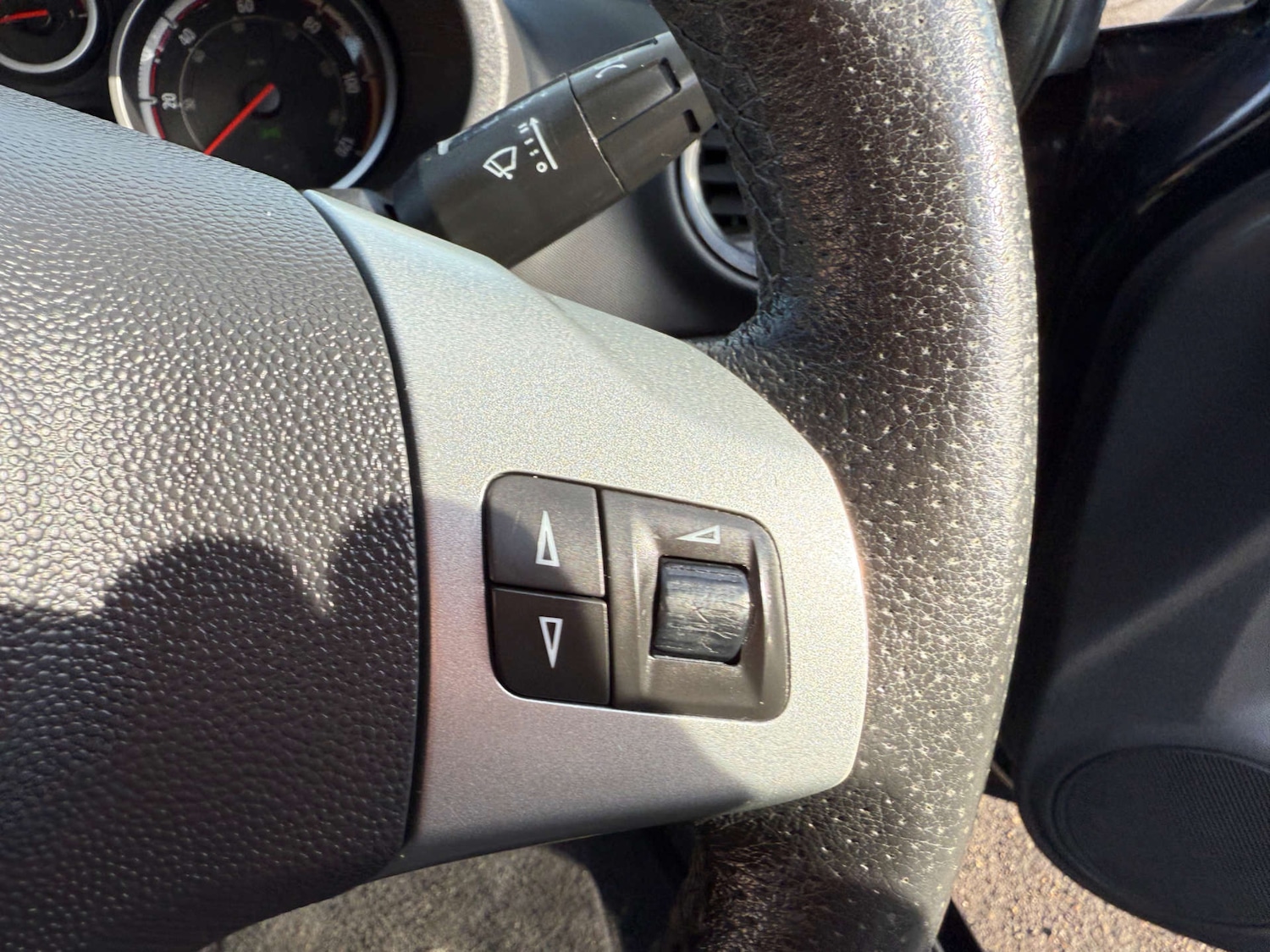 Used Vauxhall Corsa 2010 for sale - 76391865: Photo 29