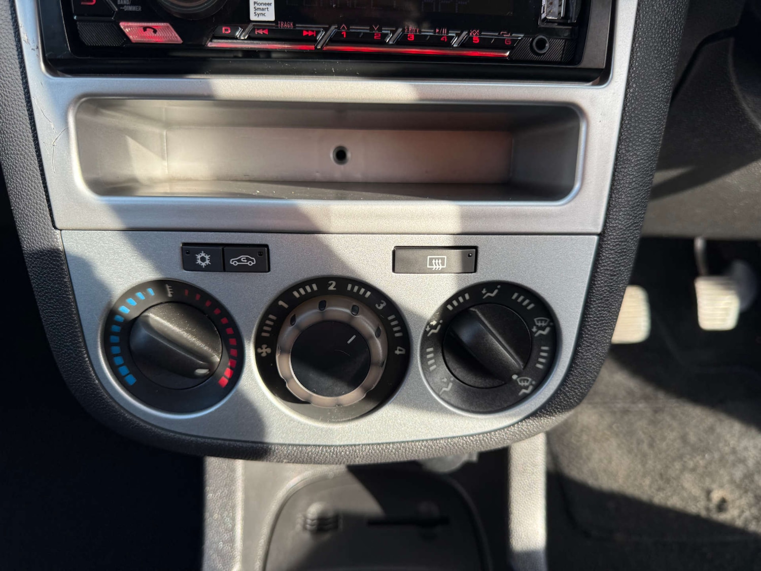 Used Vauxhall Corsa 2010 for sale - 76391865: Photo 31