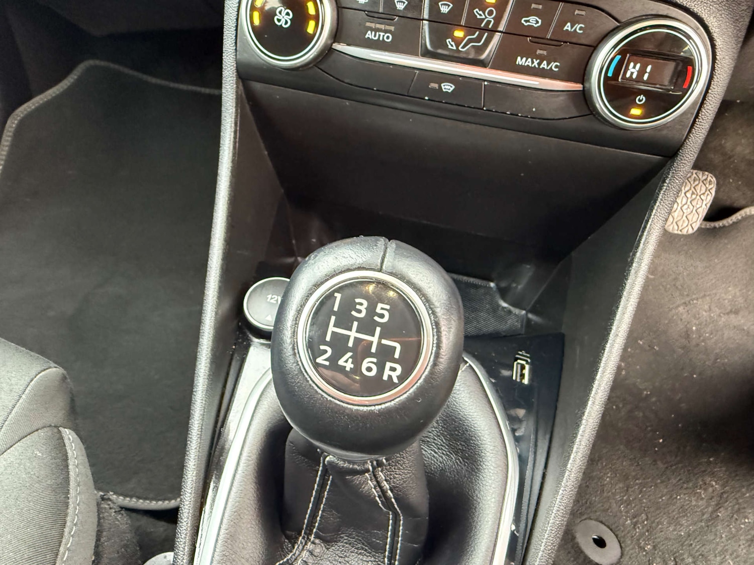 Used Ford Fiesta 2020 for sale - 76414898: Photo 31