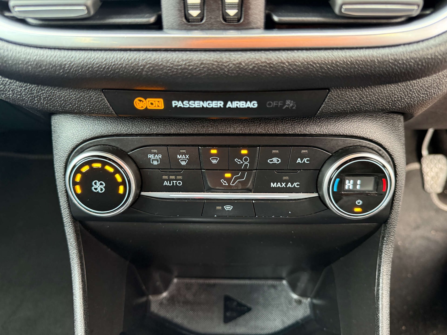 Used Ford Fiesta 2020 for sale - 76414898: Photo 32