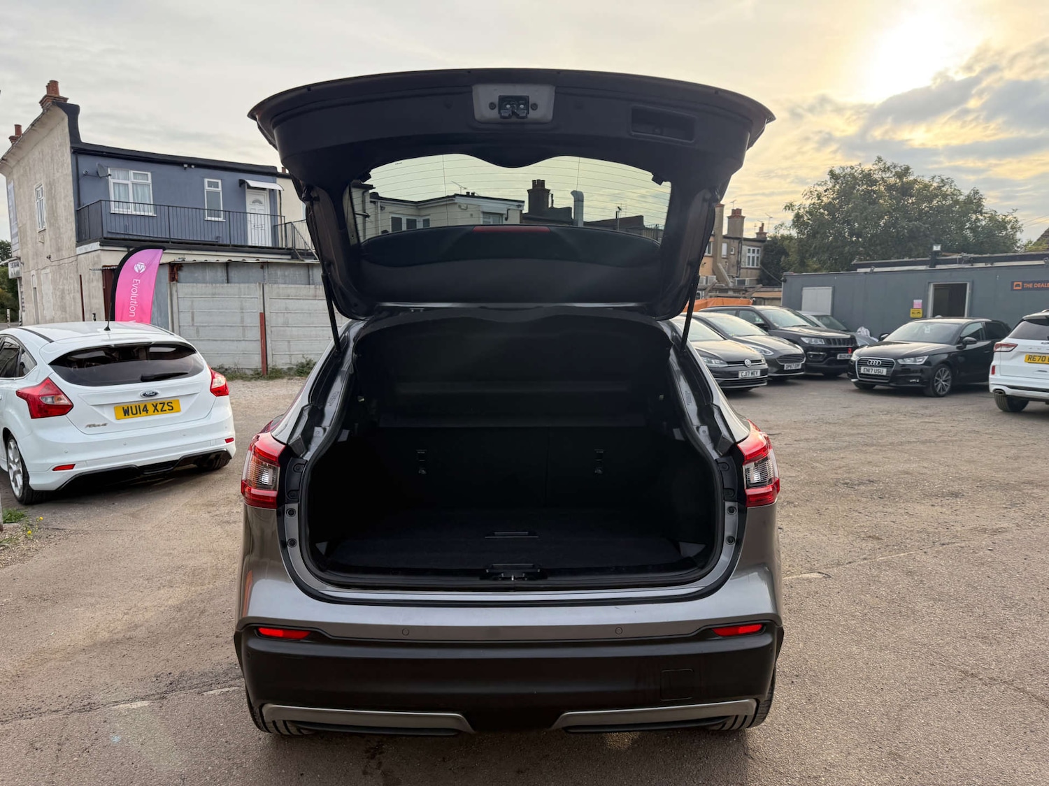 Used Nissan Qashqai 2018 for sale - 76354236: Photo 20
