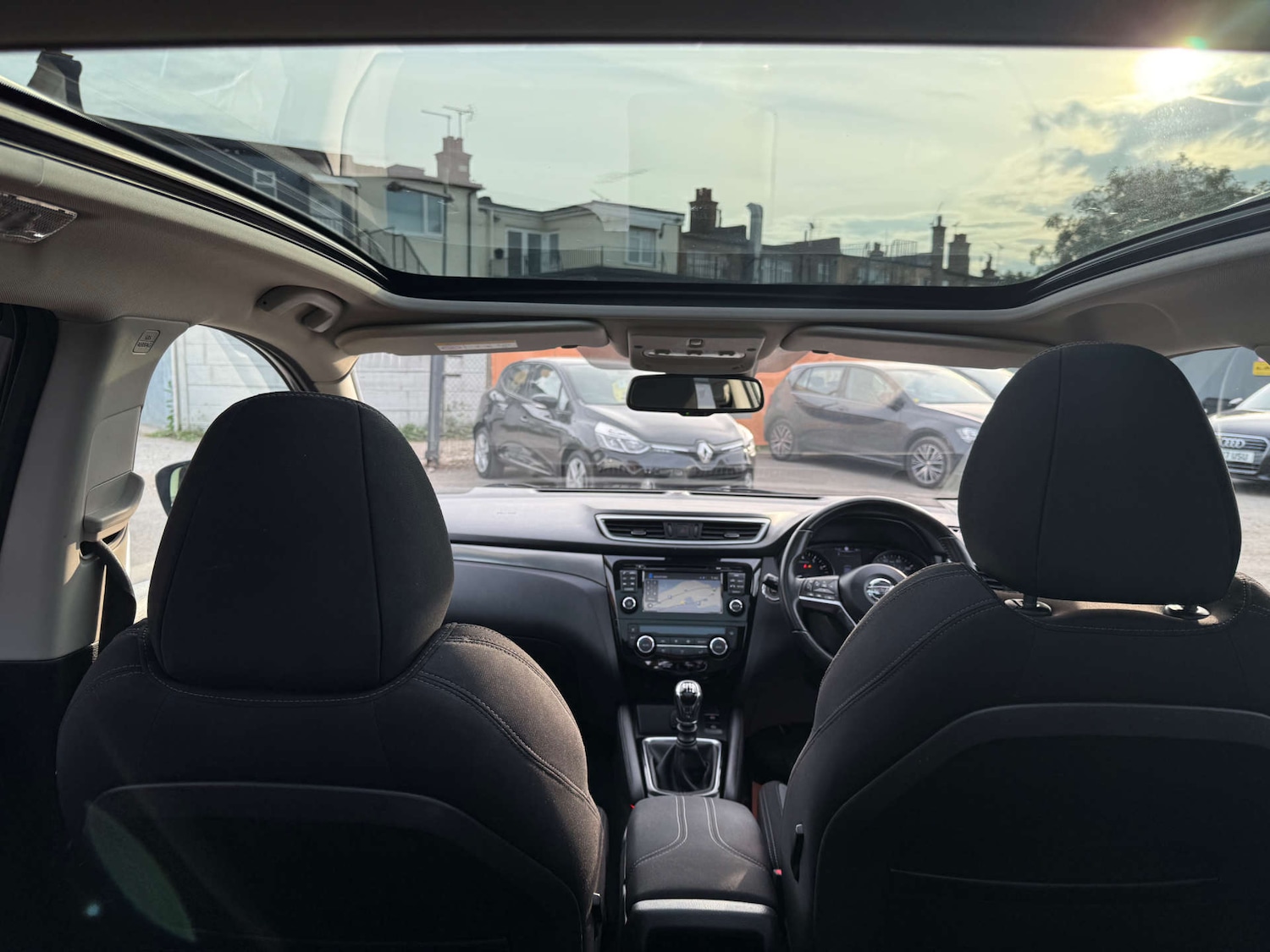 Used Nissan Qashqai 2018 for sale - 76354236: Photo 24