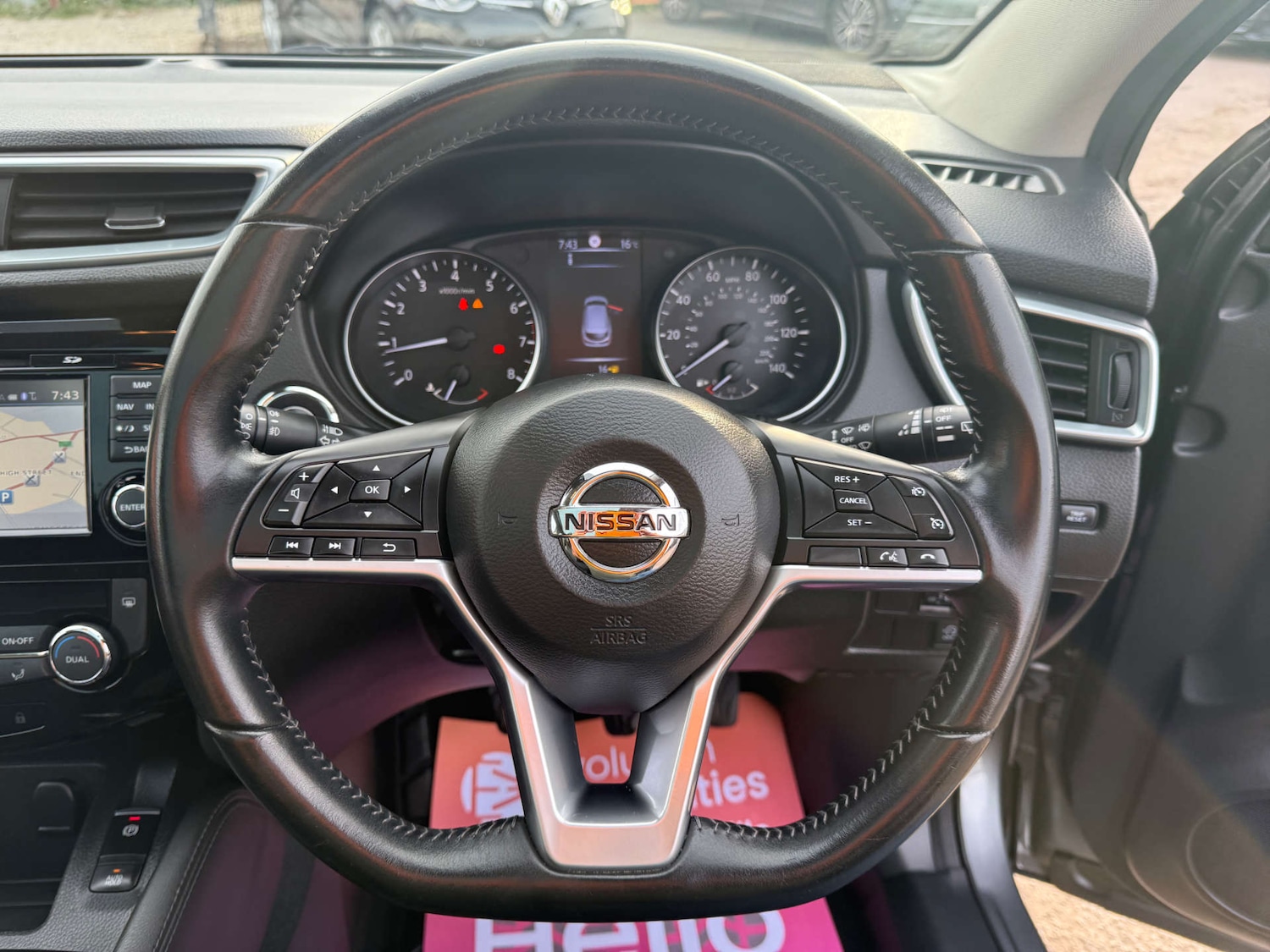 Used Nissan Qashqai 2018 for sale - 76354236: Photo 41