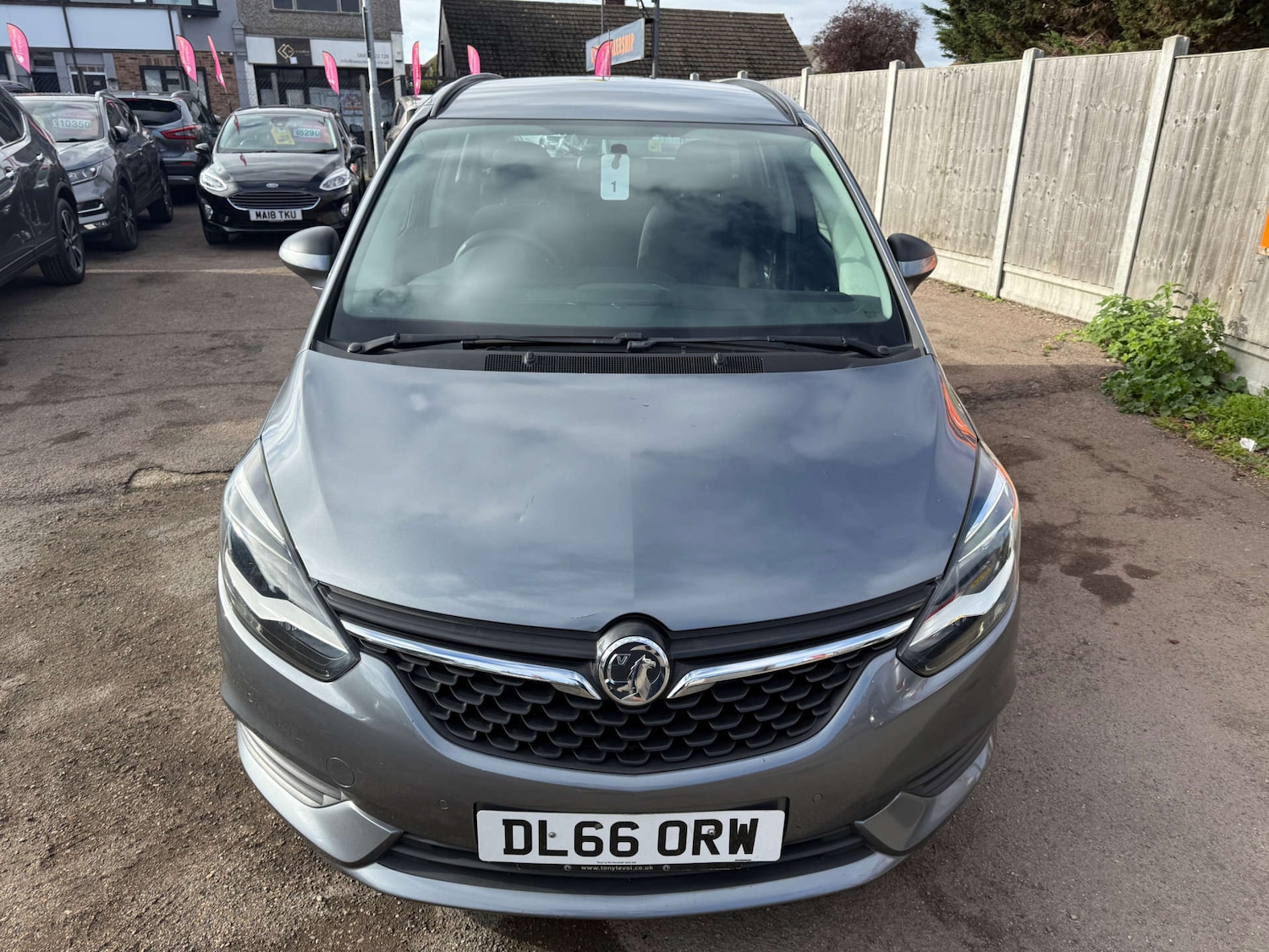 Used Vauxhall Zafira 2016 for sale - 76382744: Photo 2
