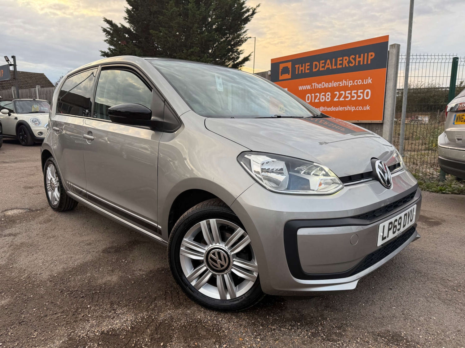 Used Volkswagen up! 2020 for sale - 76483216: Photo 1