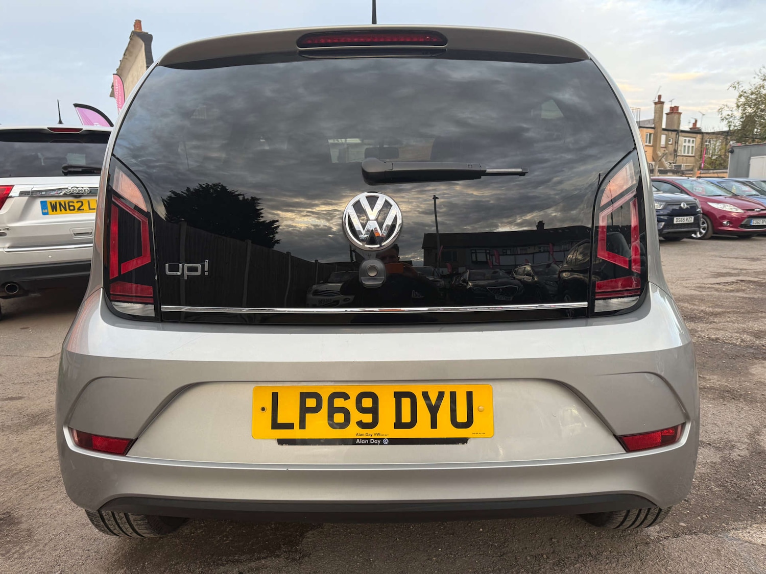 Used Volkswagen up! 2020 for sale - 76483216: Photo 11