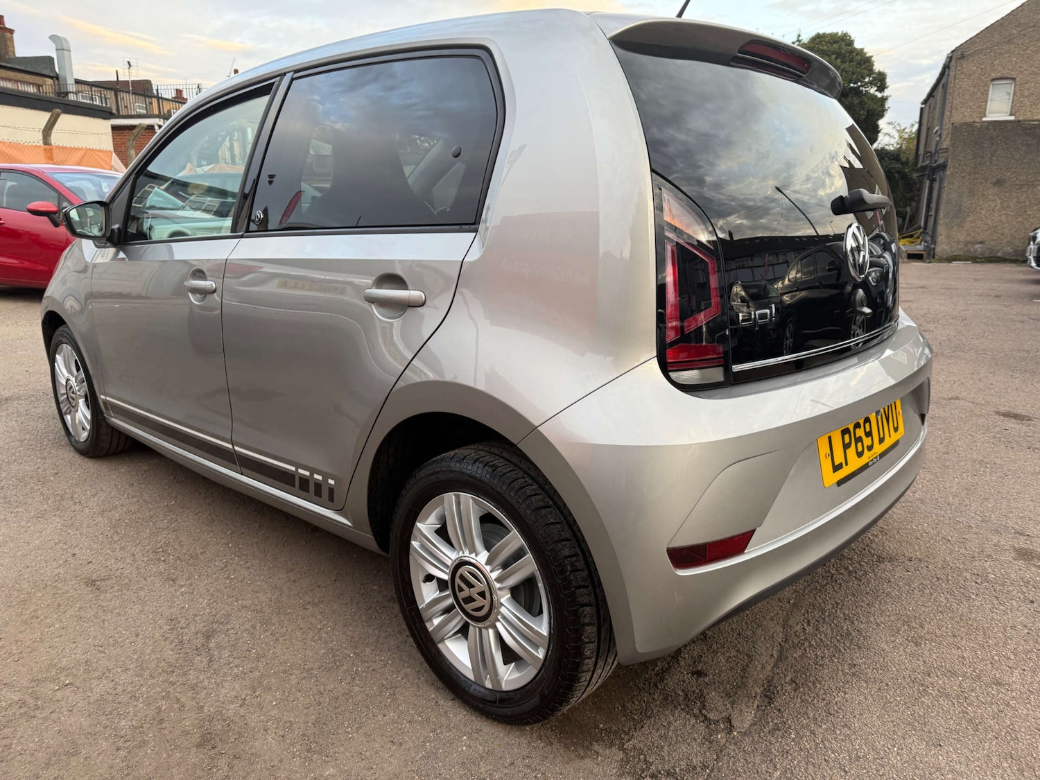 Used Volkswagen up! 2020 for sale - 76483216: Photo 14