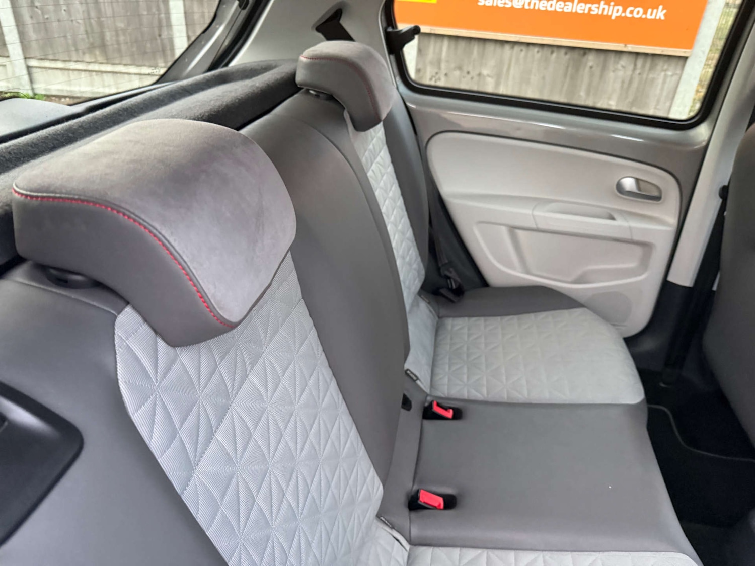 Used Volkswagen up! 2020 for sale - 76483216: Photo 26