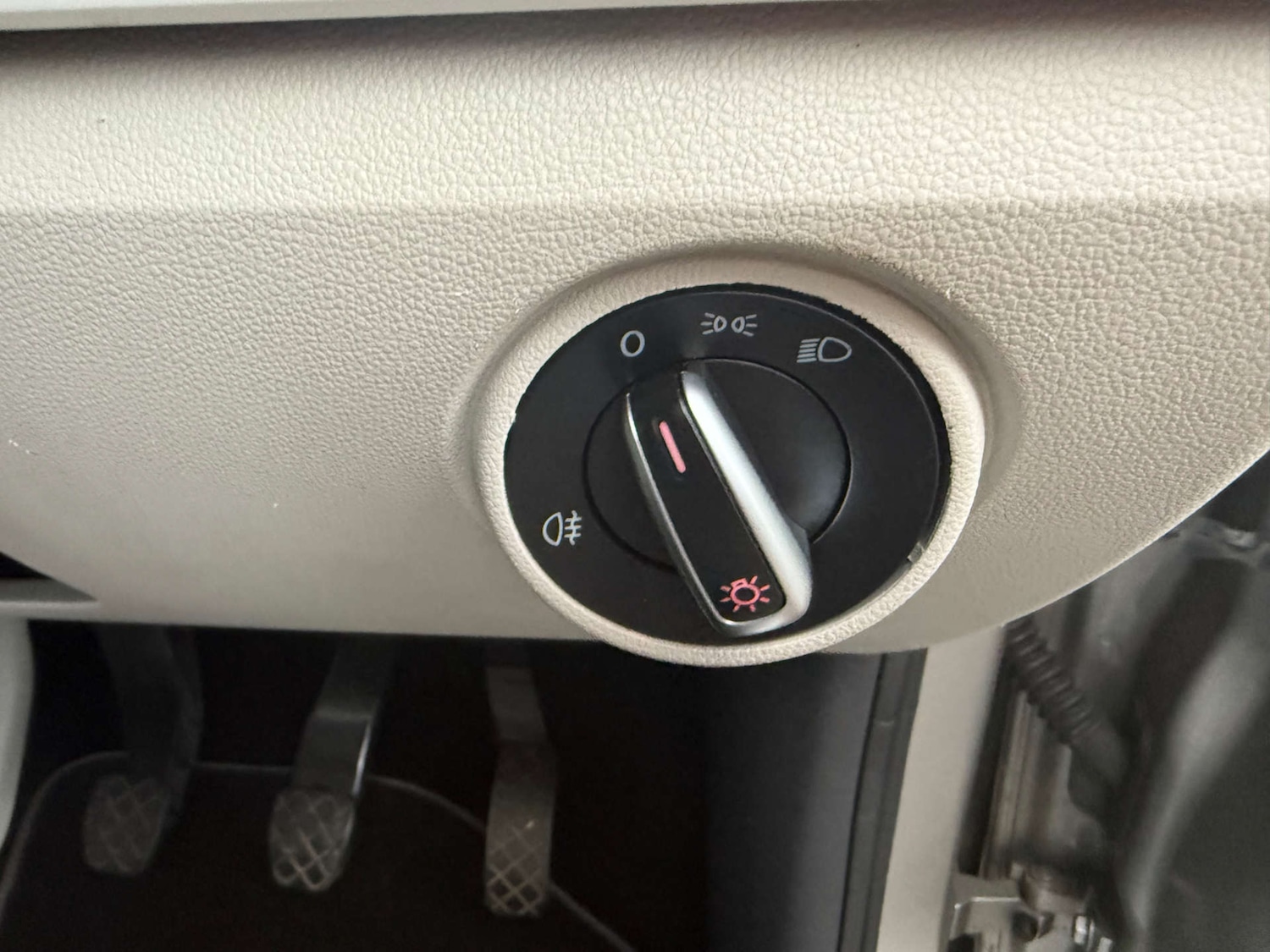 Used Volkswagen up! 2020 for sale - 76483216: Photo 30