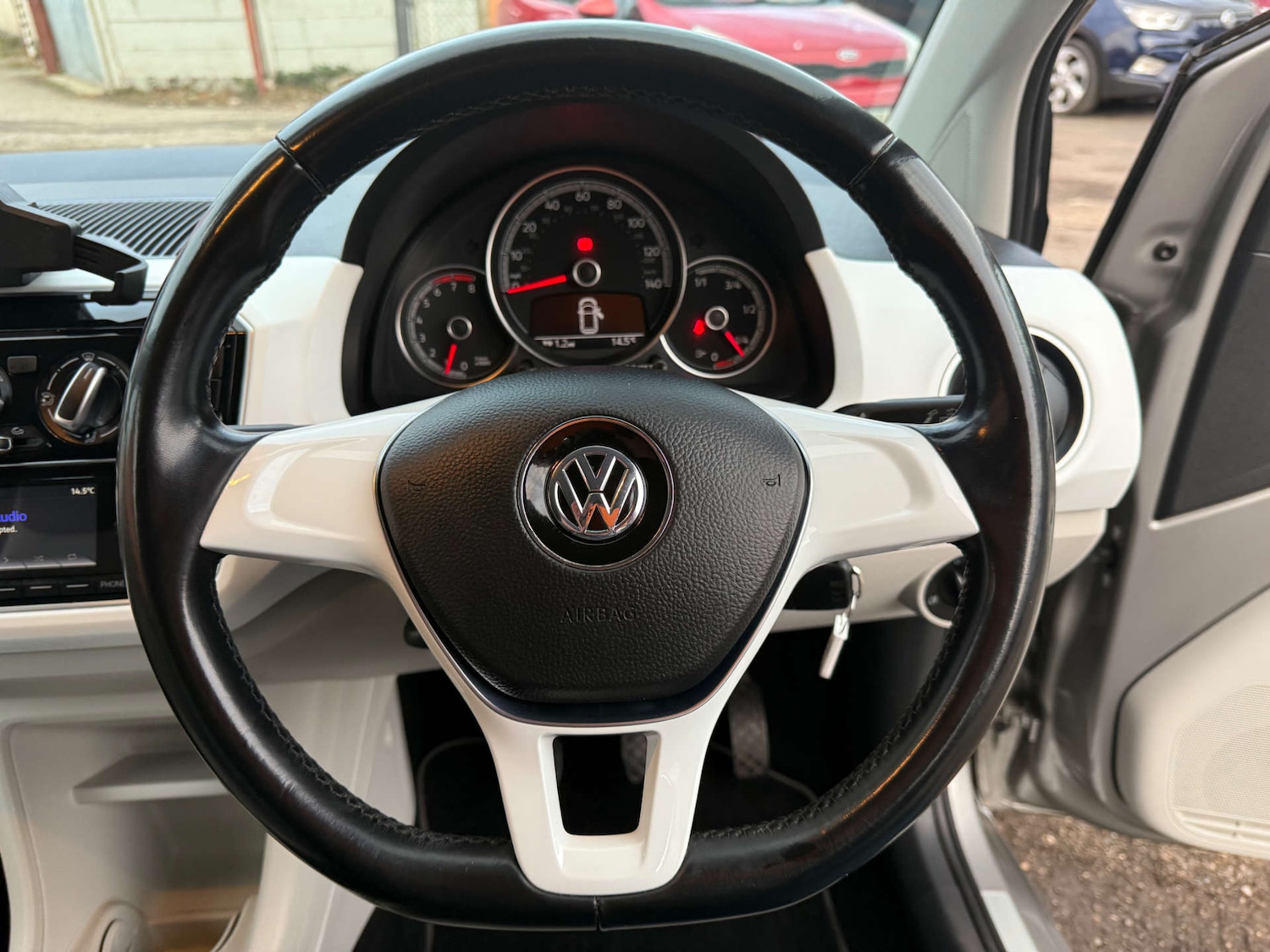 Used Volkswagen up! 2020 for sale - 76483216: Photo 35