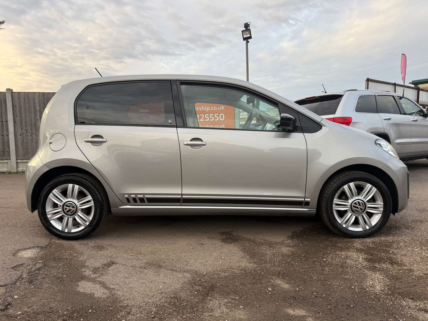 Used Volkswagen up! 2020 for sale - 76483216: Photo 5