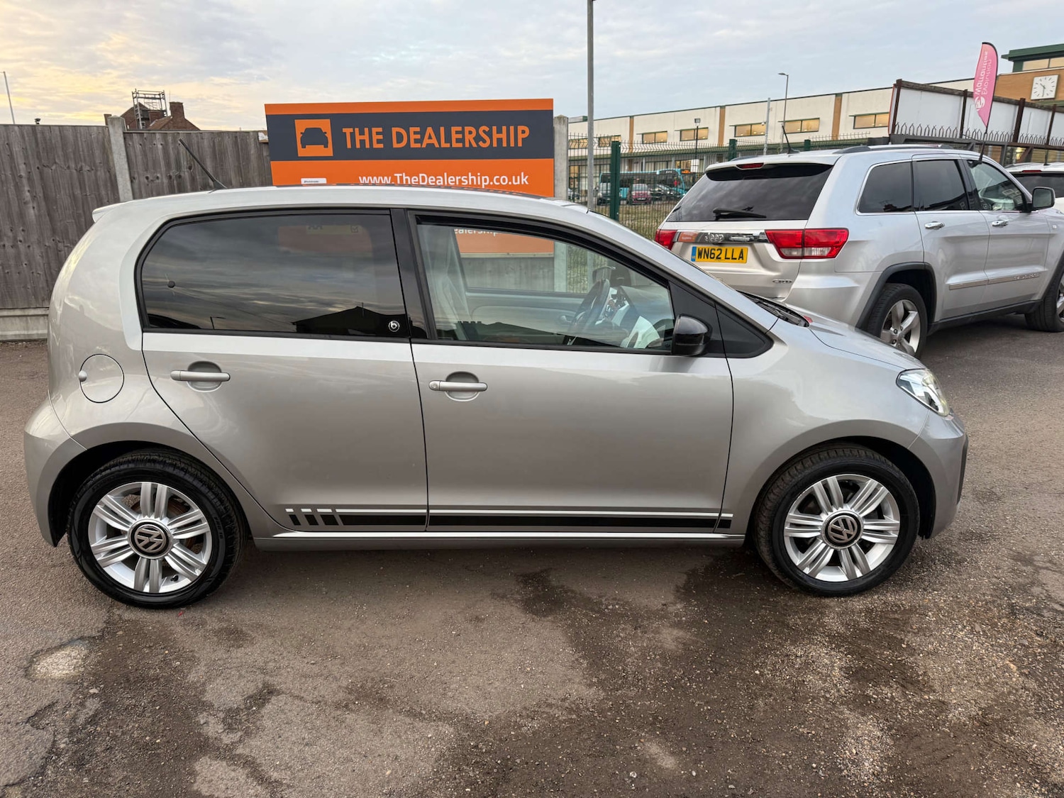 Used Volkswagen up! 2020 for sale - 76483216: Photo 8