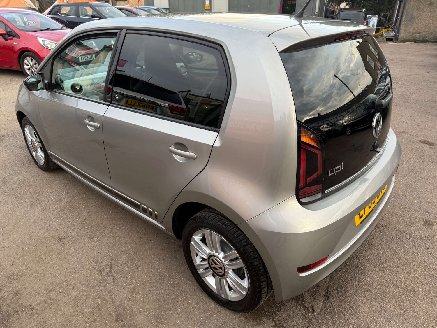 Used Volkswagen up! 2020 for sale - 76483216: Photo 9