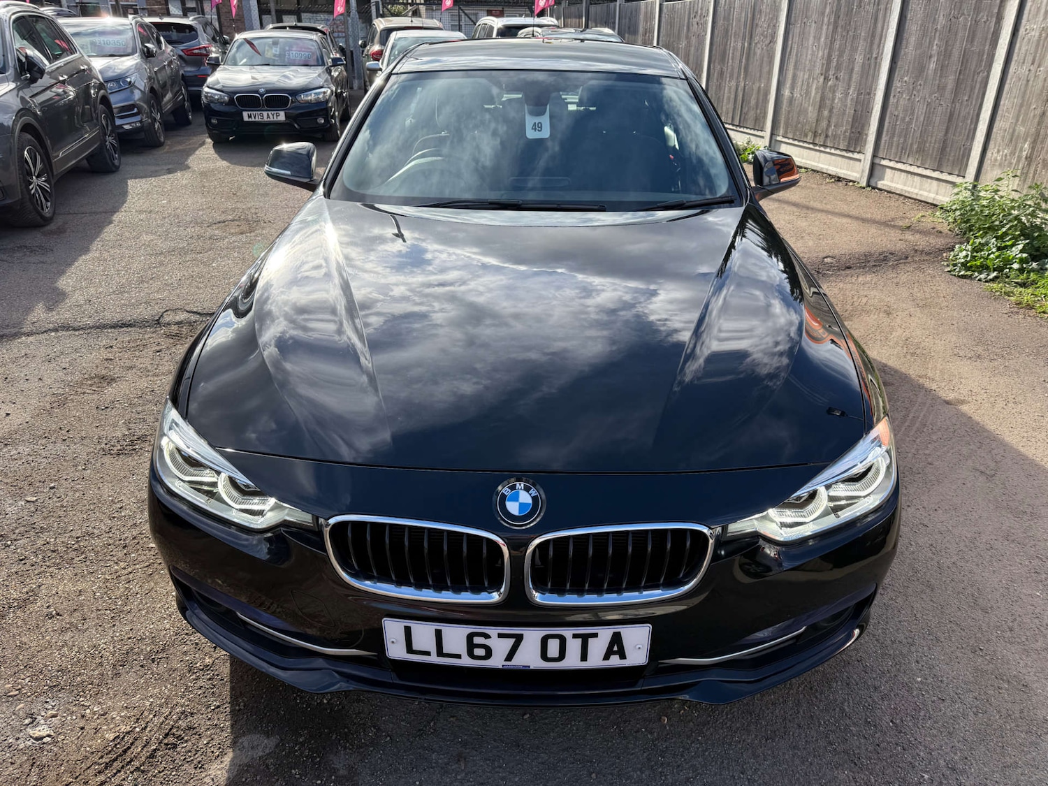 Used BMW 3 Series 2017 for sale - 76345023: Photo 2