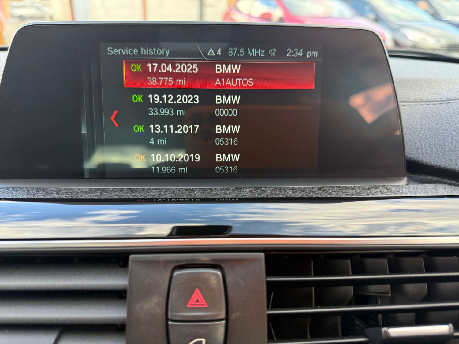 Used BMW 3 Series 2017 for sale - 76345023: Photo 32