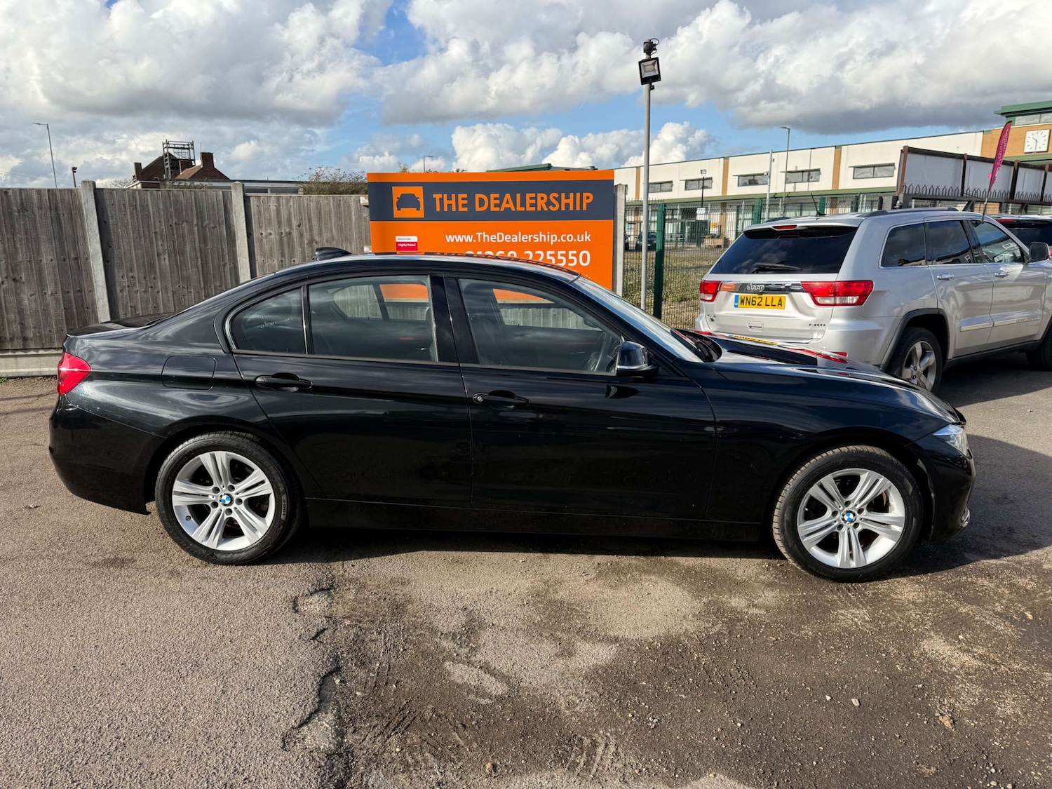 Used BMW 3 Series 2017 for sale - 76345023: Photo 6