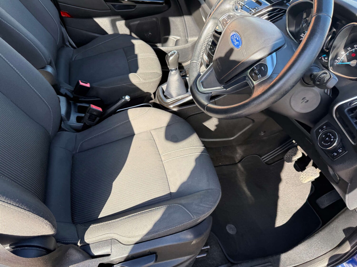 Used Ford B-MAX 2016 for sale - 76354267: Photo 27