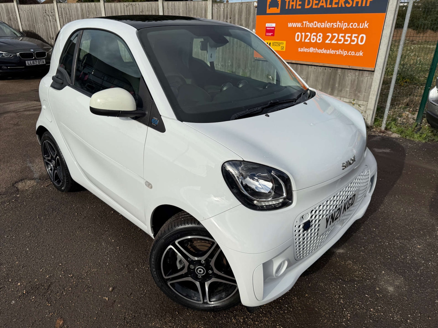 Used smart fortwo 2021 for sale - 76333068: Photo 1