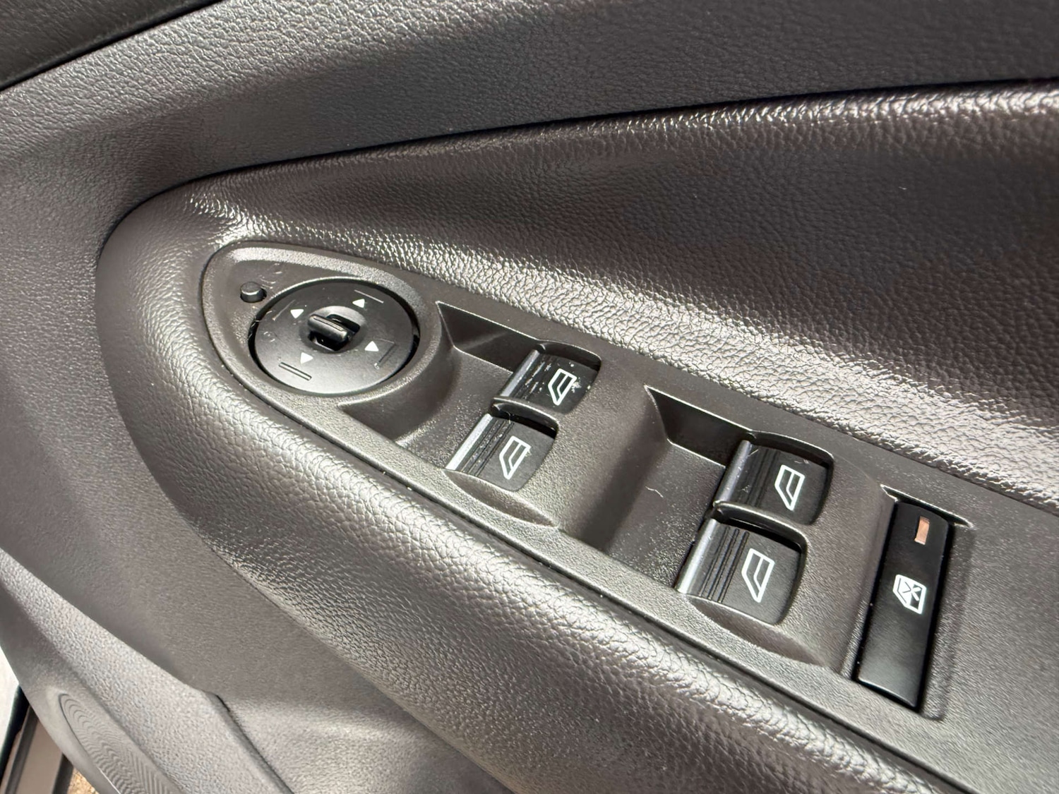 Used Ford Kuga 2018 for sale - 76422575: Photo 21