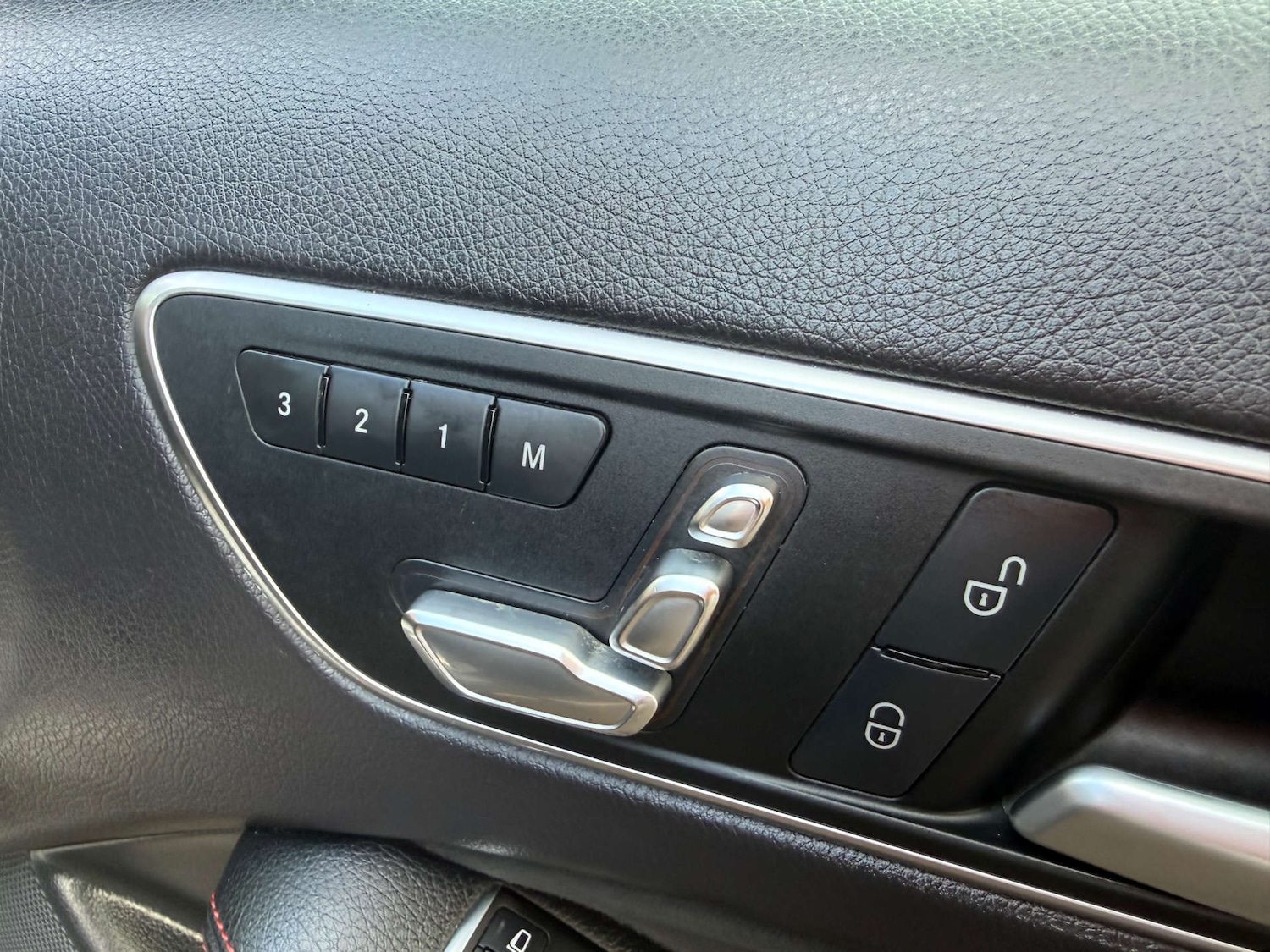 Used Mercedes-Benz A-Class 2017 for sale - 77470095: Photo 21