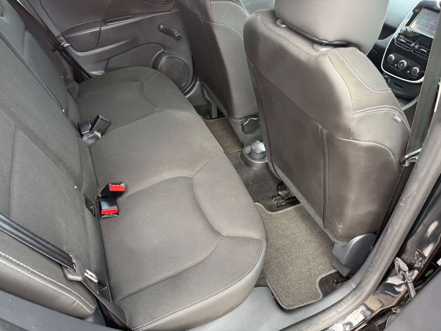 Used Renault Clio 2016 for sale - 78139635: Photo 21