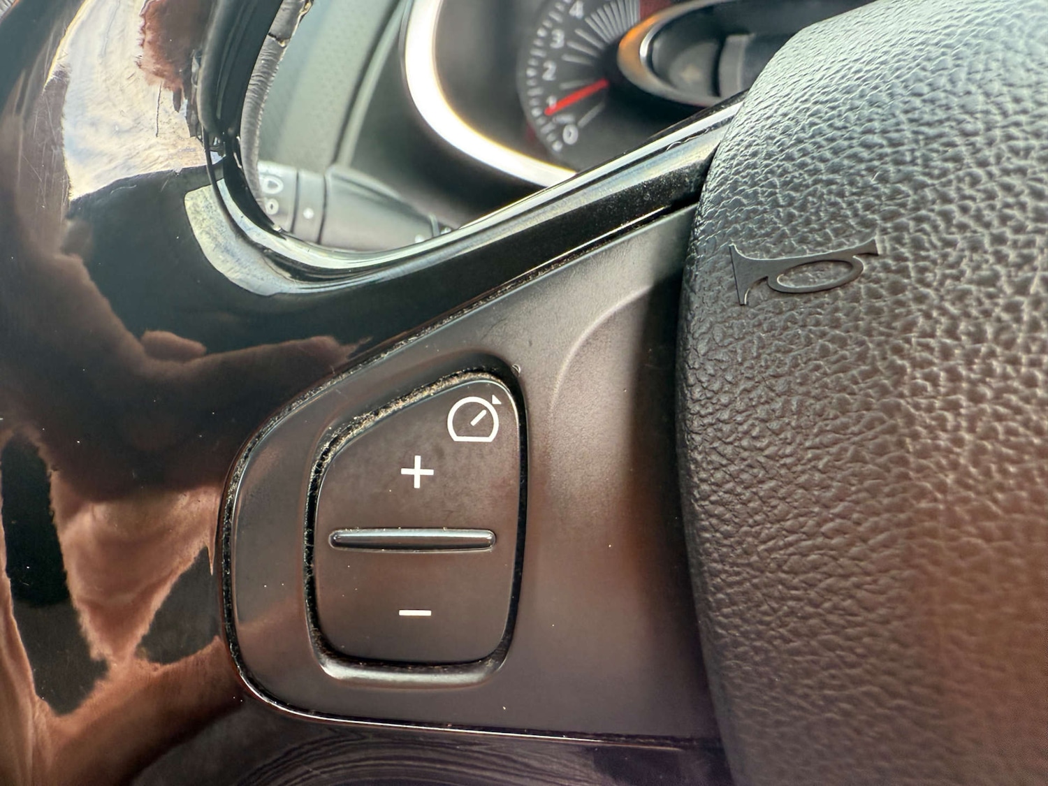 Used Renault Clio 2016 for sale - 78139635: Photo 37