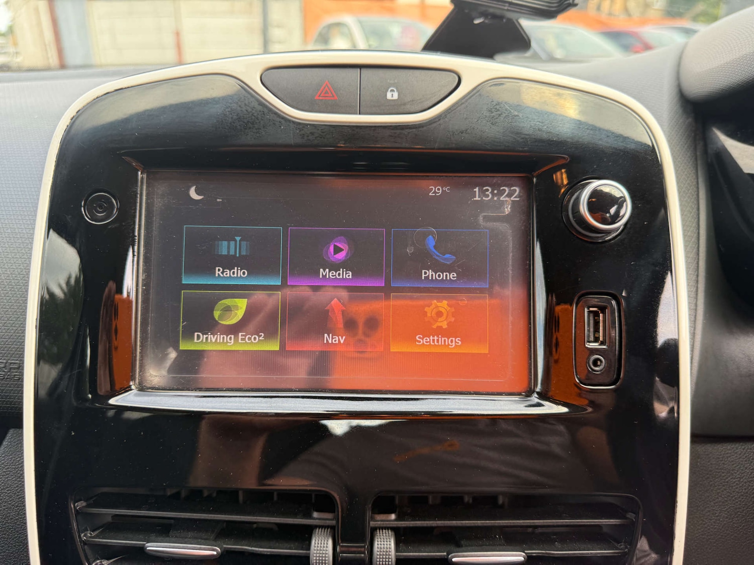 Used Renault Clio 2016 for sale - 78139635: Photo 39