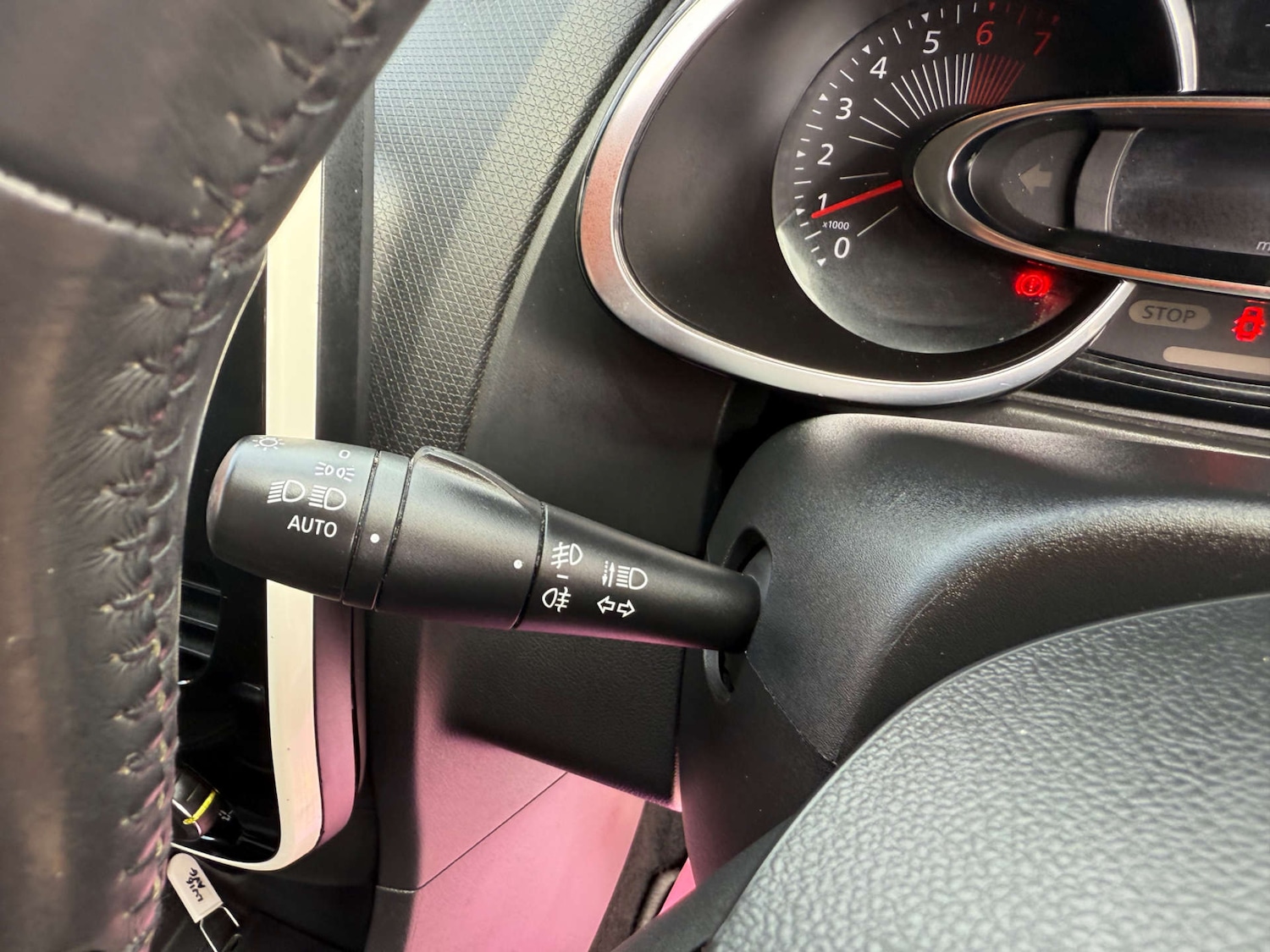 Used Renault Clio 2016 for sale - 78139635: Photo 40