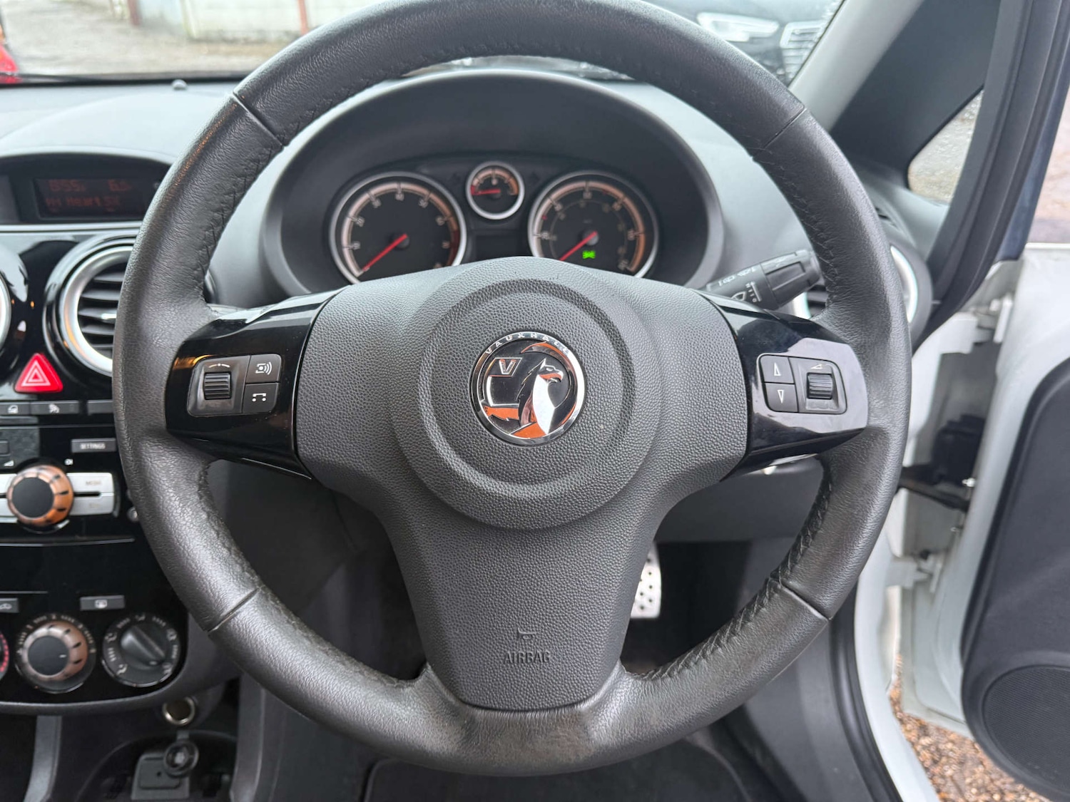 Used Vauxhall Corsa 2014 for sale - 77541310: Photo 21