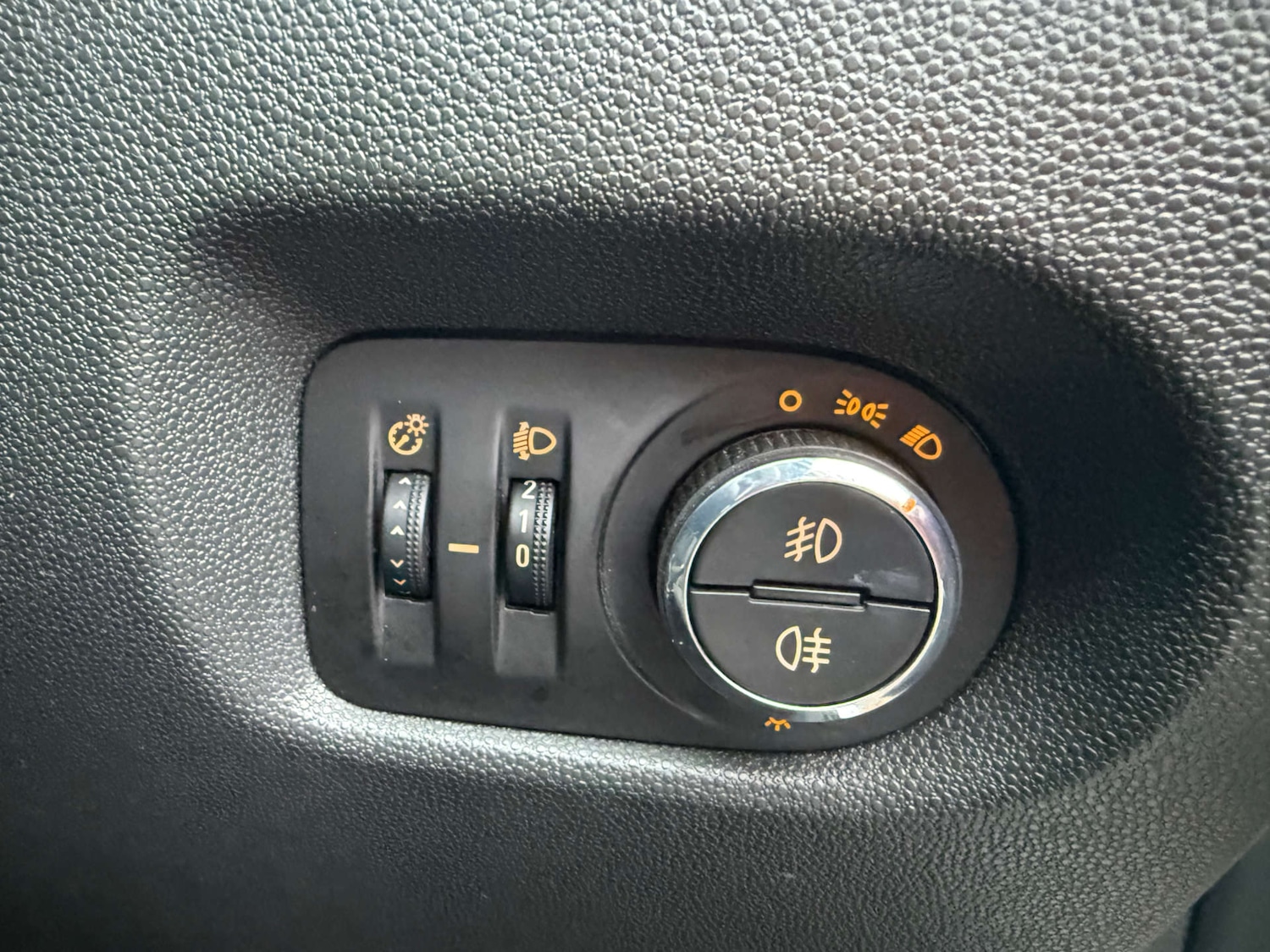 Used Vauxhall Corsa 2014 for sale - 77541310: Photo 22