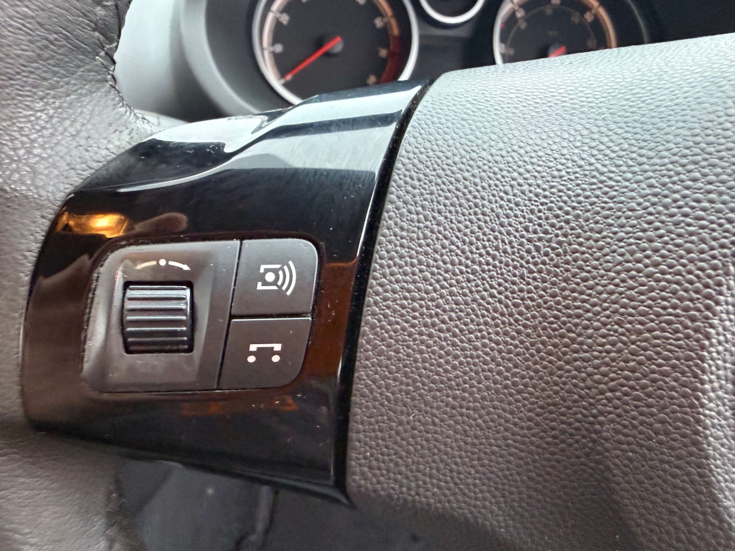 Used Vauxhall Corsa 2014 for sale - 77541310: Photo 24