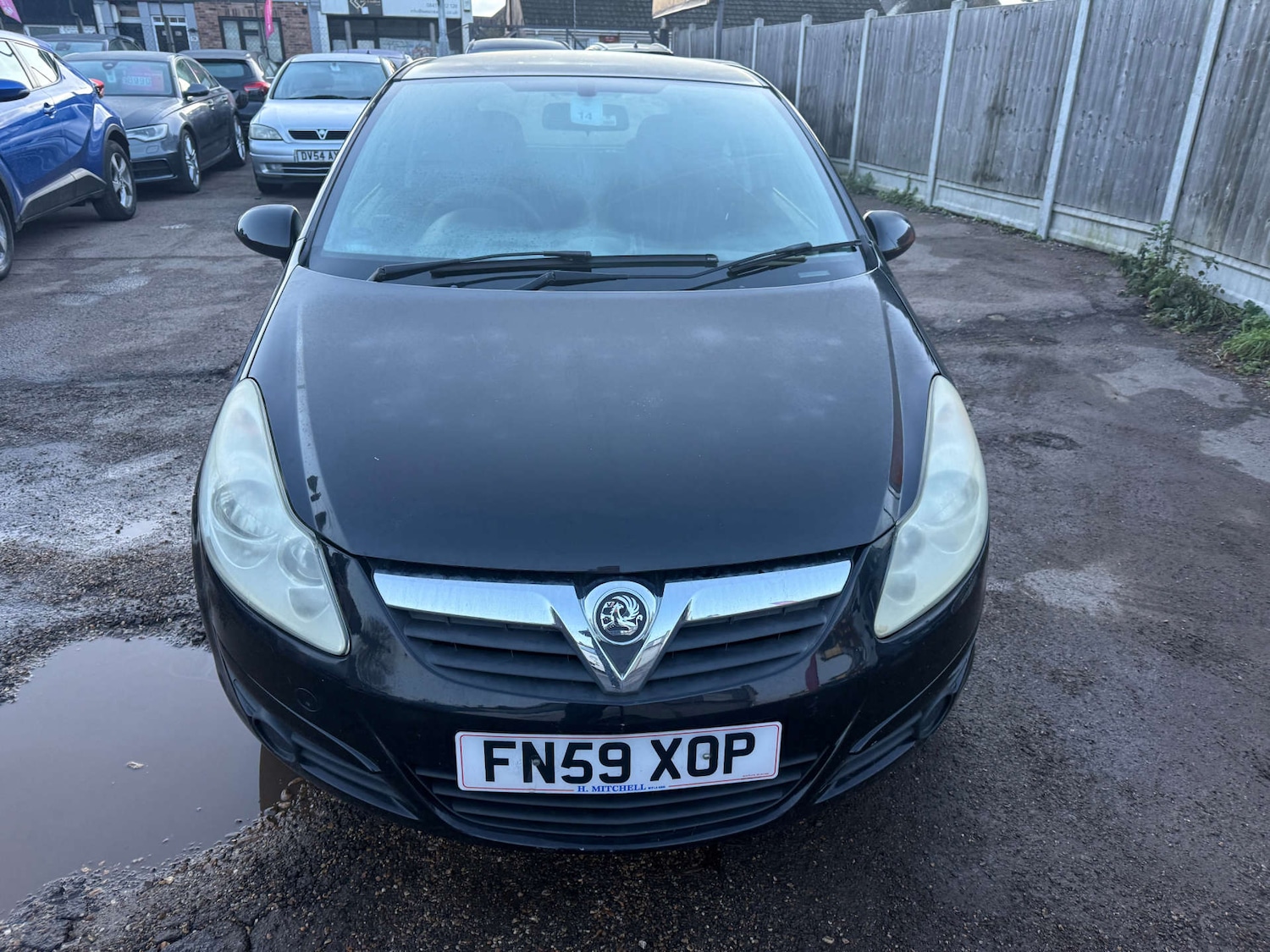 Used Vauxhall Corsa 2009 for sale - 77161965: Photo 2