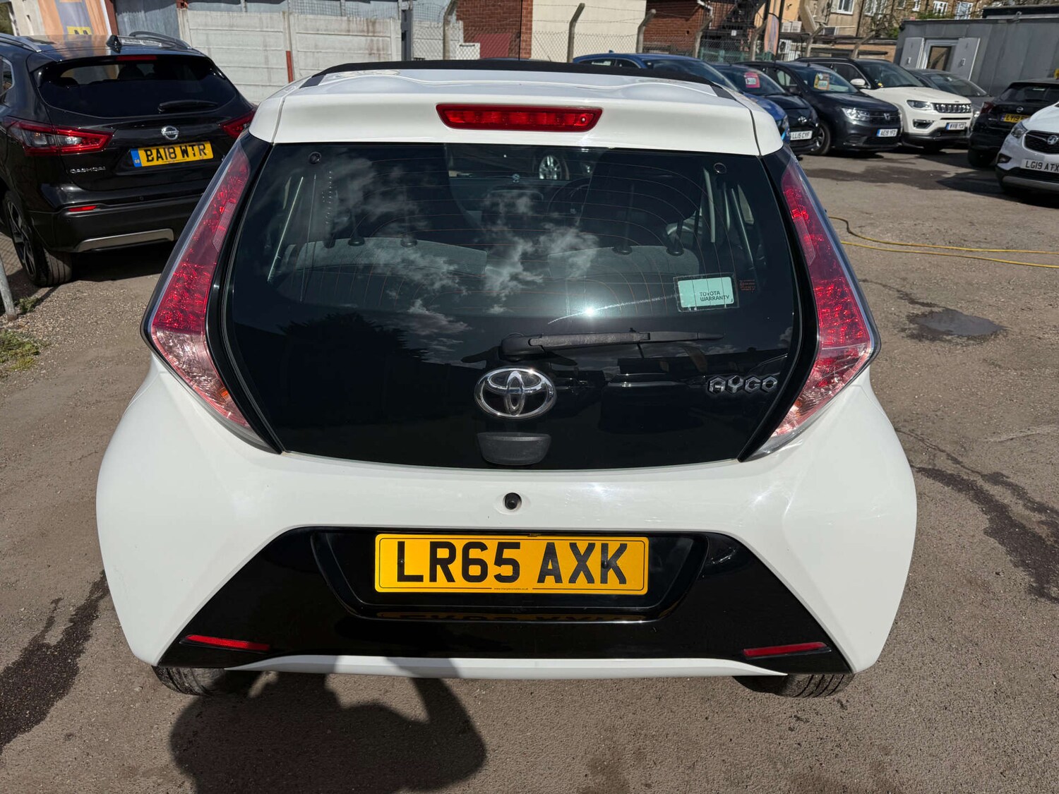 Used Toyota AYGO 2015 for sale - 78219421: Photo 16