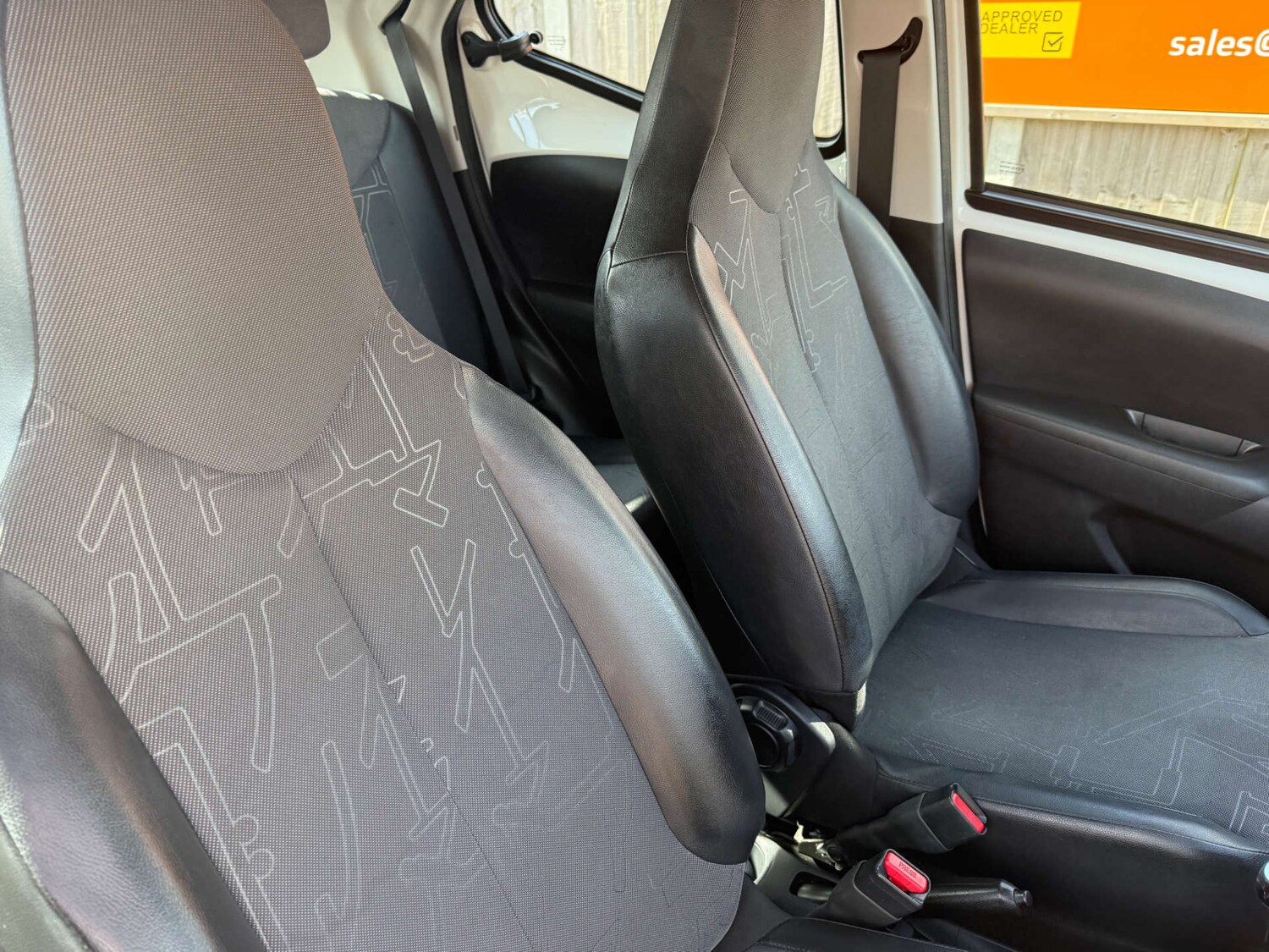 Used Toyota AYGO 2015 for sale - 78219421: Photo 18