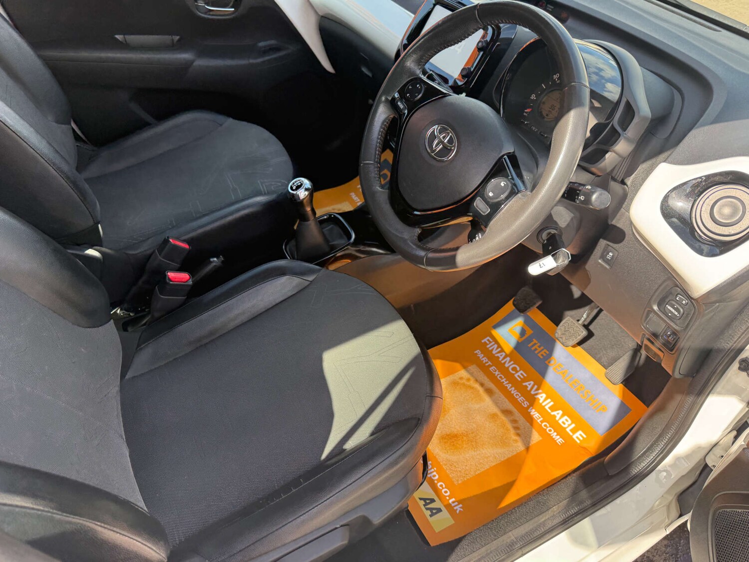 Used Toyota AYGO 2015 for sale - 78219421: Photo 19