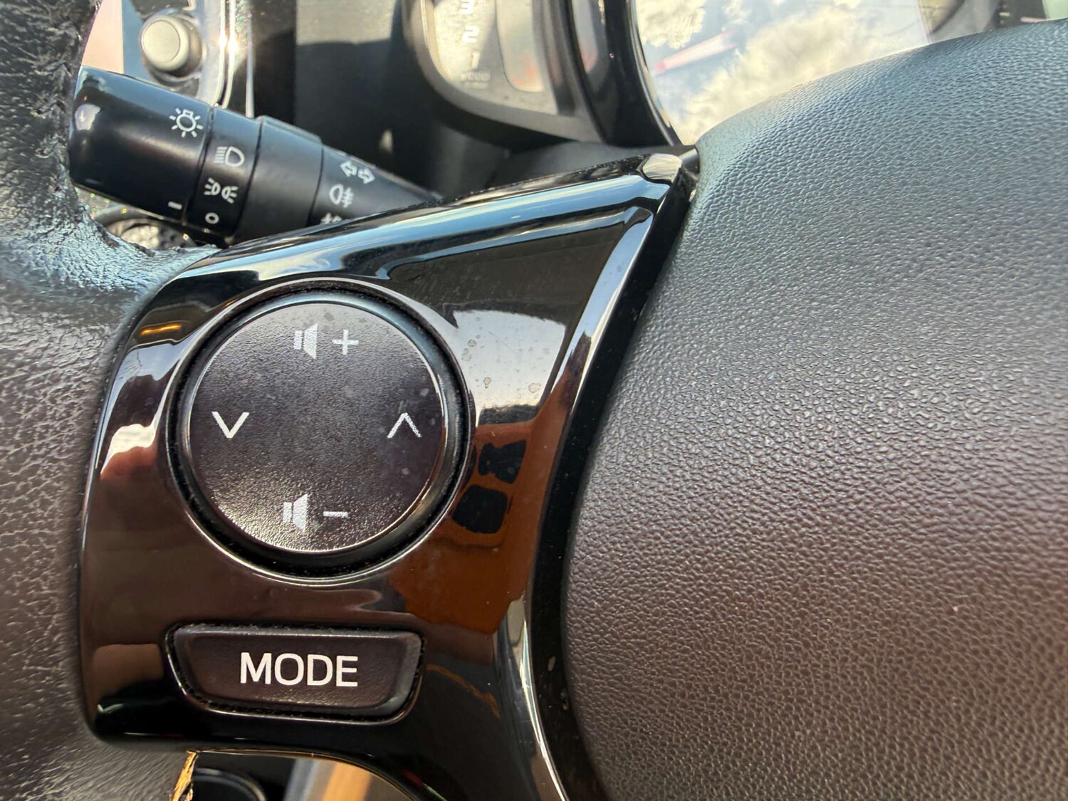 Used Toyota AYGO 2015 for sale - 78219421: Photo 24