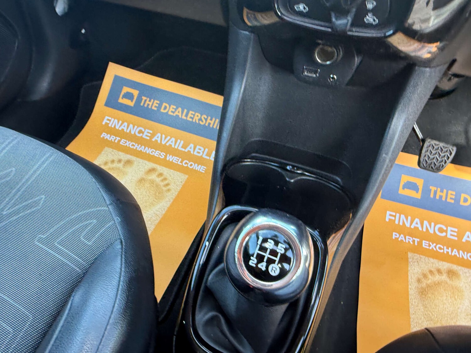 Used Toyota AYGO 2015 for sale - 78219421: Photo 31