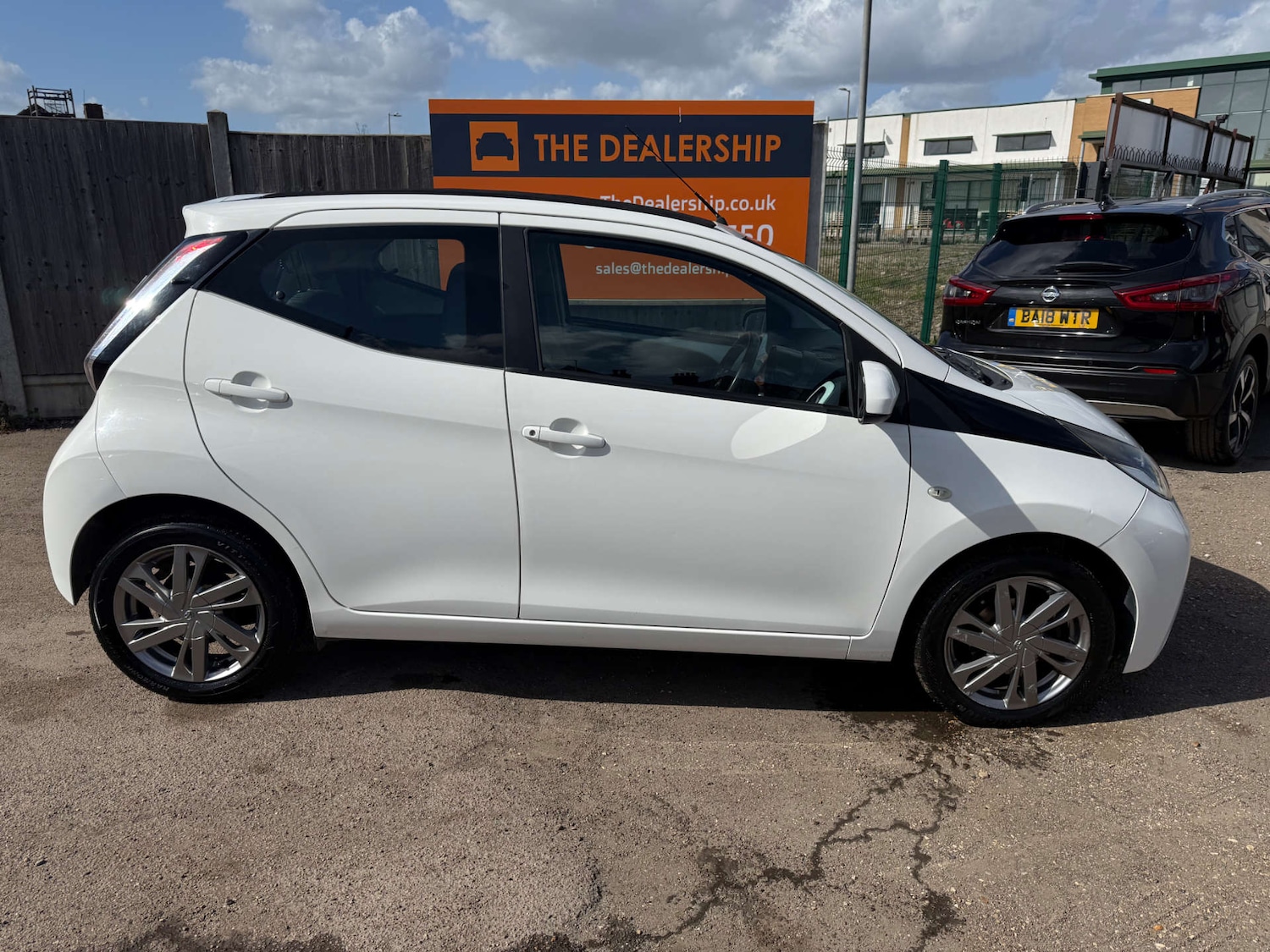 Used Toyota AYGO 2015 for sale - 78219421: Photo 5