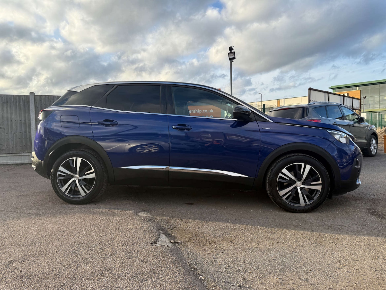 Used Peugeot 3008 2017 for sale - 76016310: Photo 13