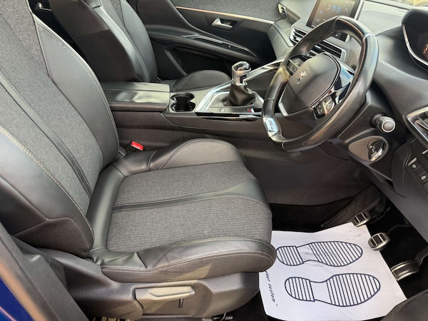 Used Peugeot 3008 2017 for sale - 76016310: Photo 30