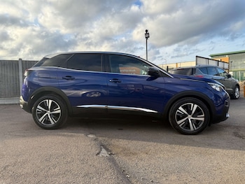 Used Peugeot 3008 2017 for sale - 76016310: Photo 3