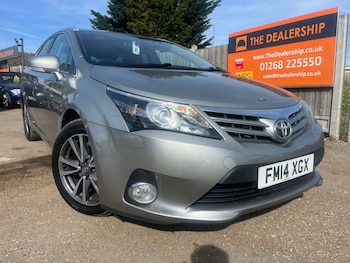 Used Toyota Avensis 2014 for sale - 79099168: Photo