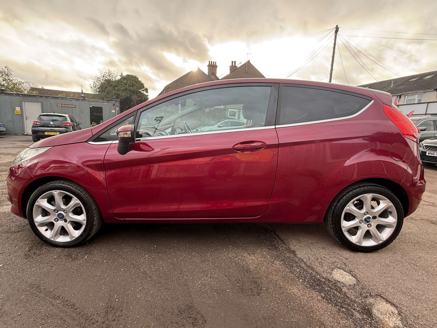 Used Ford Fiesta 2010 for sale - 76462111: Photo 10