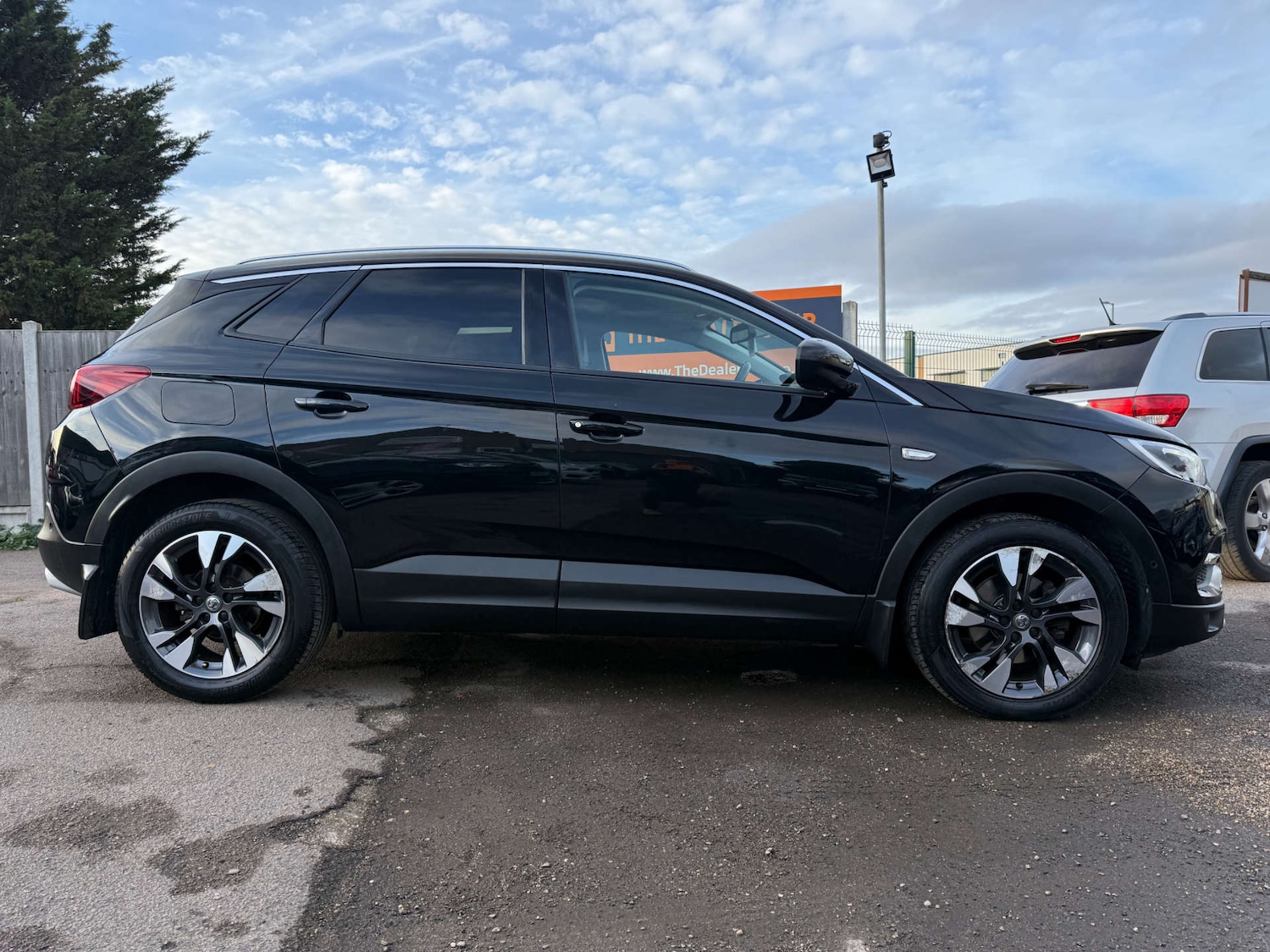 Used Vauxhall Grandland X 2018 for sale - 76555998: Photo 5