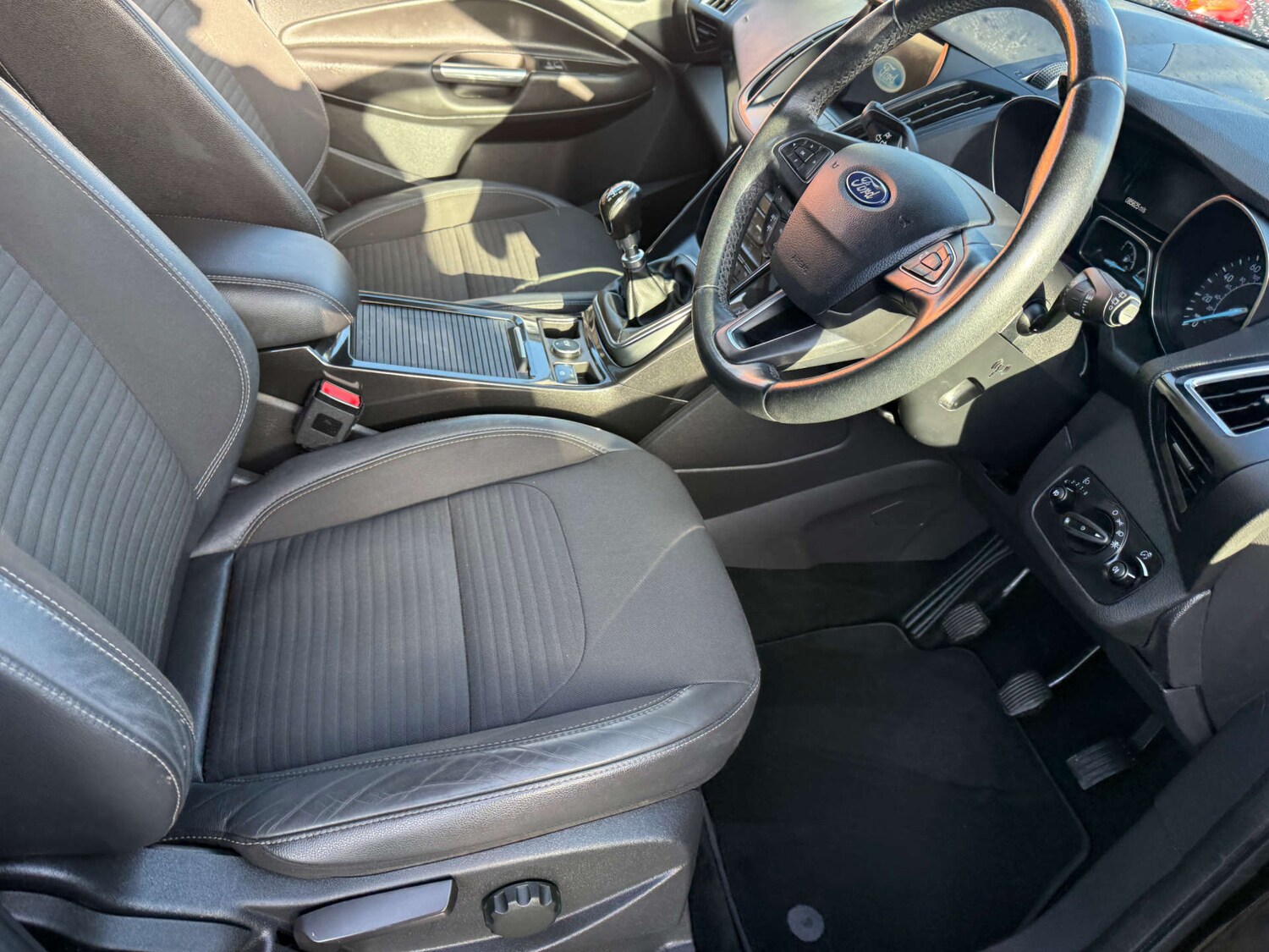 Used Ford Kuga 2017 for sale - 77529425: Photo 24