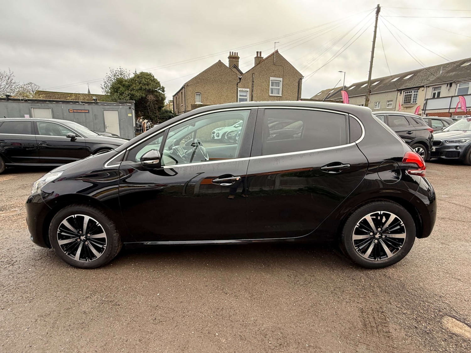 Used Peugeot 208 2019 for sale - 76720465: Photo 13
