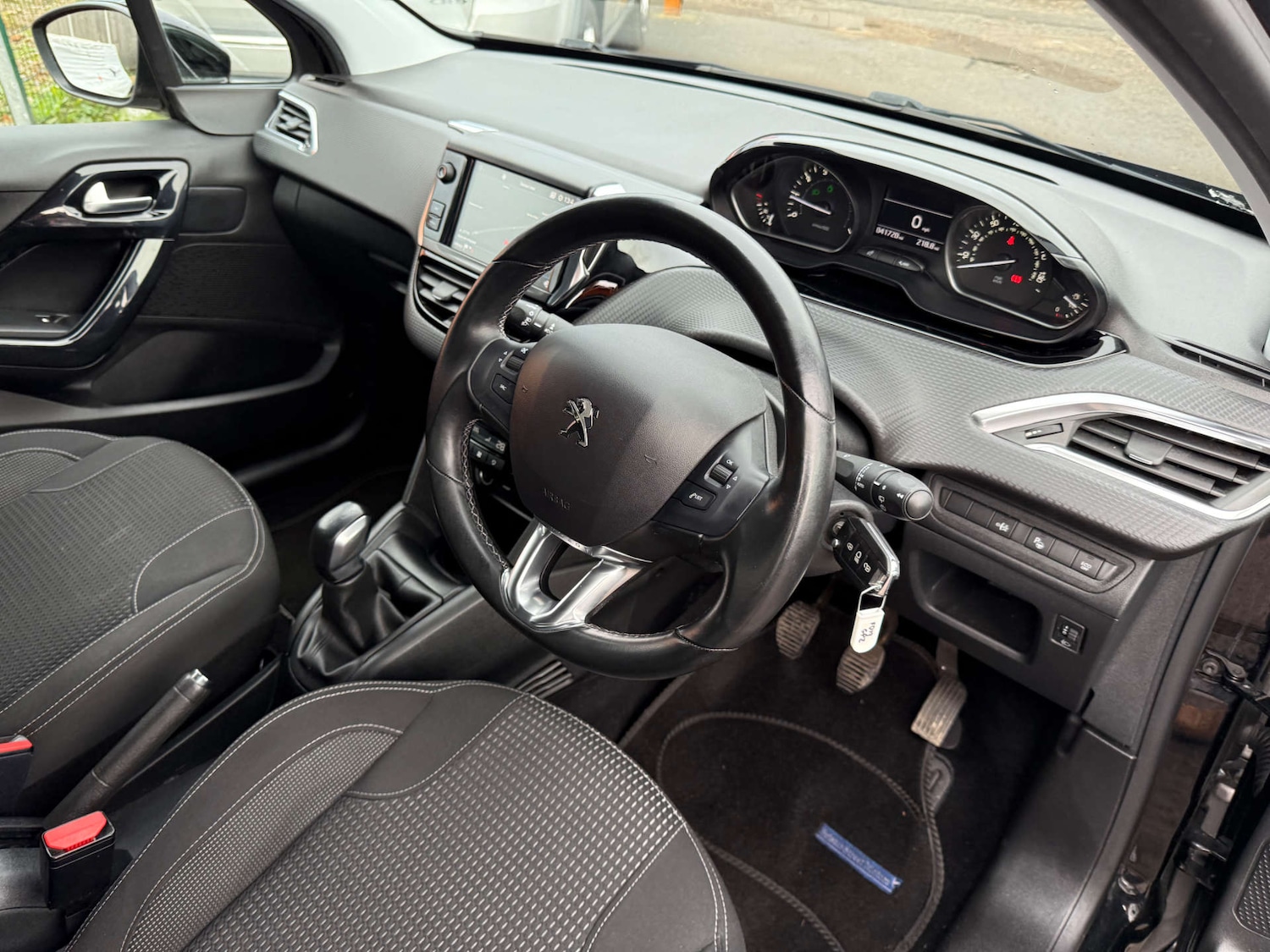 Used Peugeot 208 2019 for sale - 76720465: Photo 21