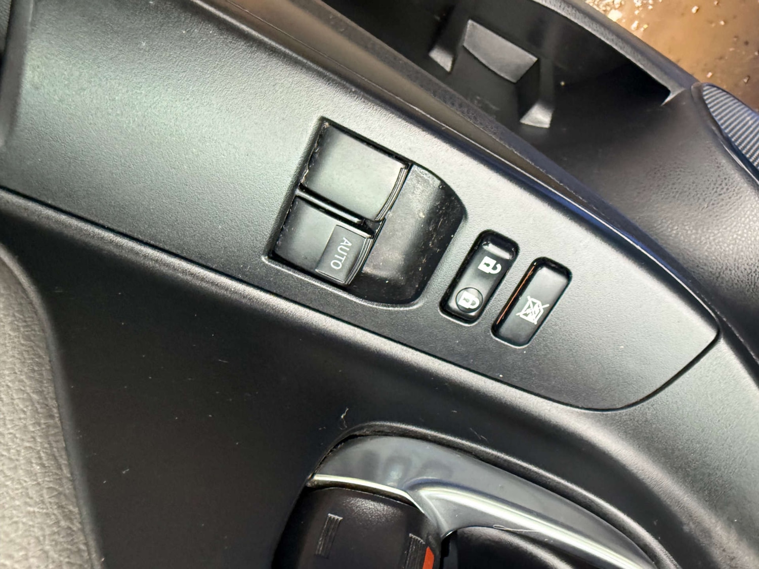 Used Toyota Yaris 2017 for sale - 76854623: Photo 21